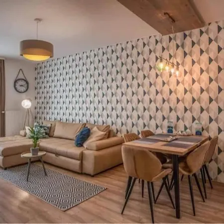Kristall Apartman #
