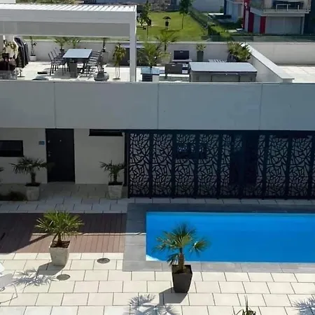 Kristall Apartman #